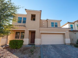 11 Crooked Putter Dr, Spring Valley, NV 89148