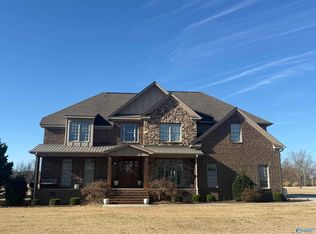 42 Birdie Rd, Scottsboro, AL 35768