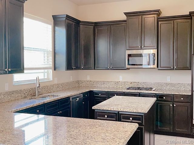 1st image of 8711-8711 Waterside Ct