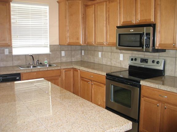 4th image of 5050 Clemens Pl