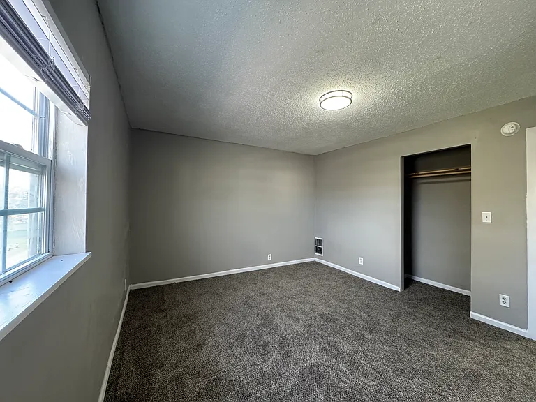 111 Dakota Ave — Photo 15