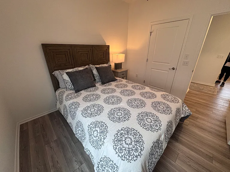 120 Clay Hill St — Photo 19