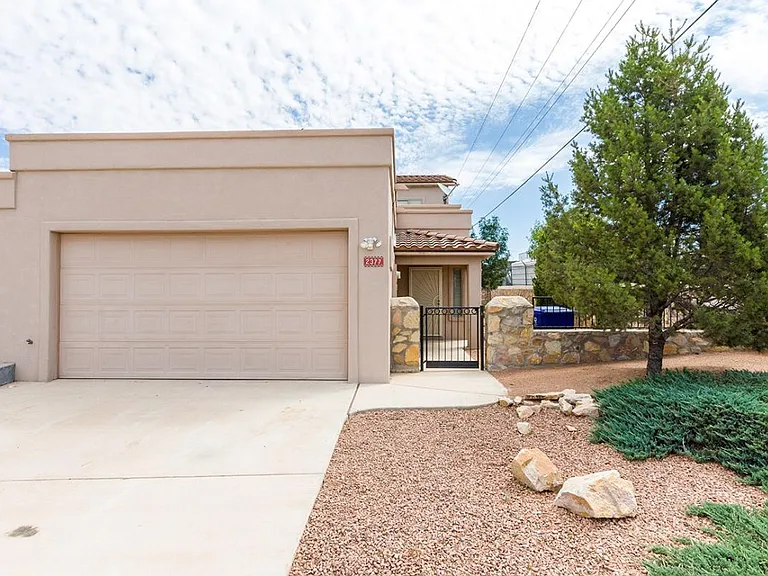 2375 Saturn Cir — Photo 20