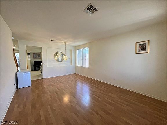 2nd image of 6011 Notre Dame Ave