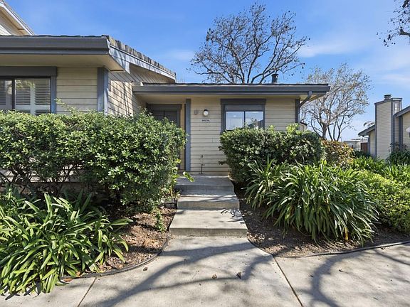 2nd image of 6023 Joaquin Murieta Ave APT A