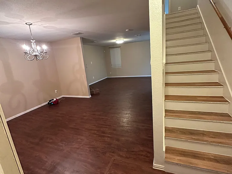 9233 Cheswick Dr — Photo 4