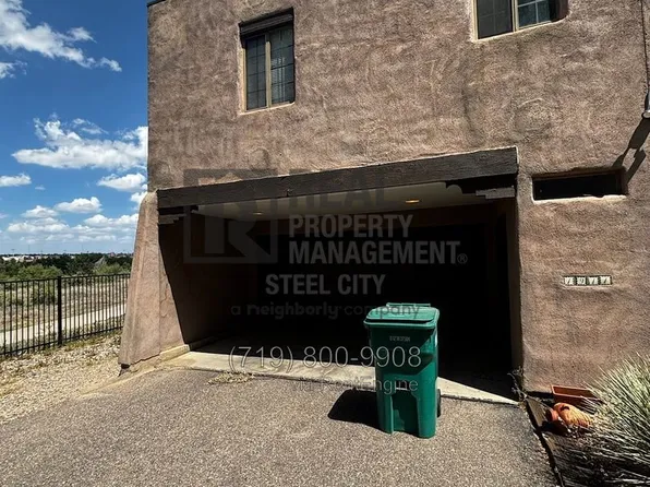 1911 Mohawk Rd, Pueblo, CO 81001