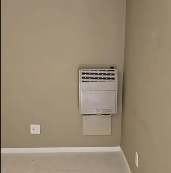 One of the 2 x Wall Air Conditioners that serve the Studio