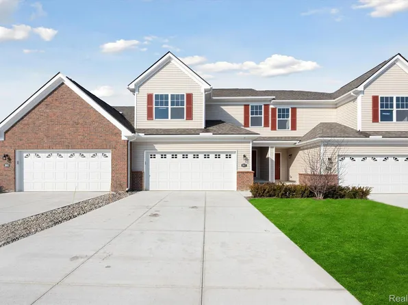 9917 Ridge Run #93, Howell, MI 48855