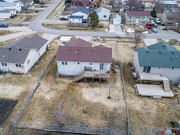 5th image of 420 6th Ave