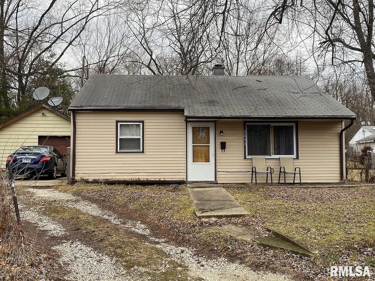 3211 W Proctor Pl photo 1