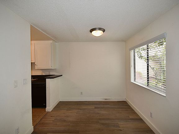 4th image of 14710 Burbank Blvd APT 112