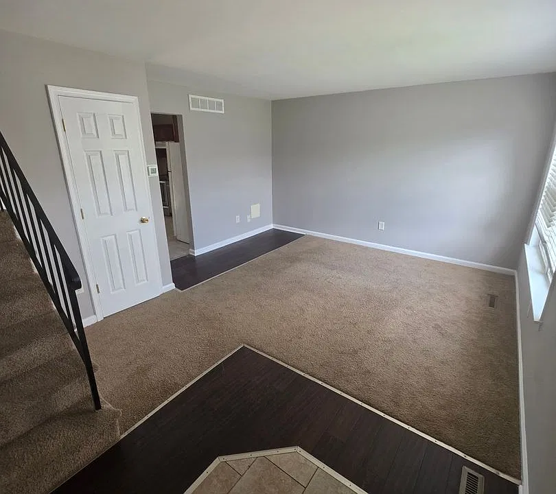 1431 Charlestown Dr