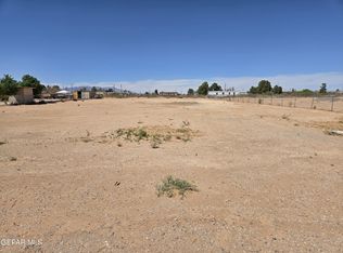 821 Tumbleweed Ct, Chaparral, NM 88081