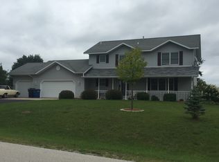 2916 Vince Ln, Green Bay, WI 54313