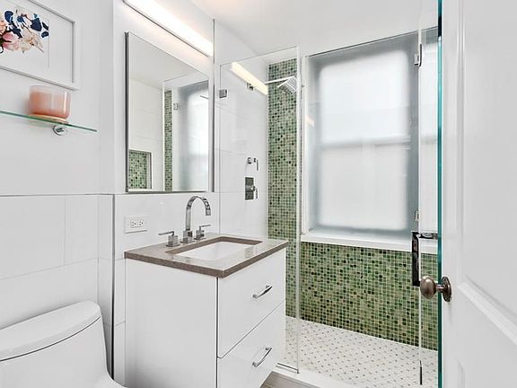 5th image of 2025 Broadway APT 4A