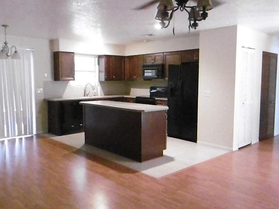 2nd image of 1937 Warrior Ave SE