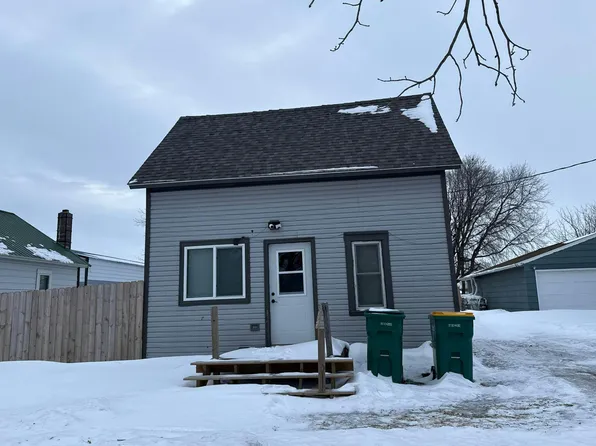 421 Aurora Ave, Lowry, MN 56349