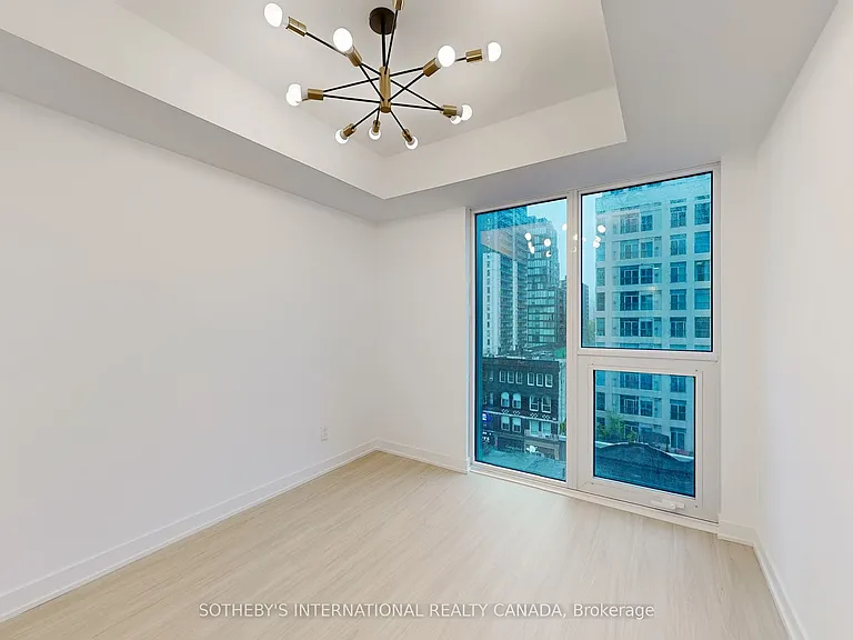8 Wellesley St W #707 — Photo 29