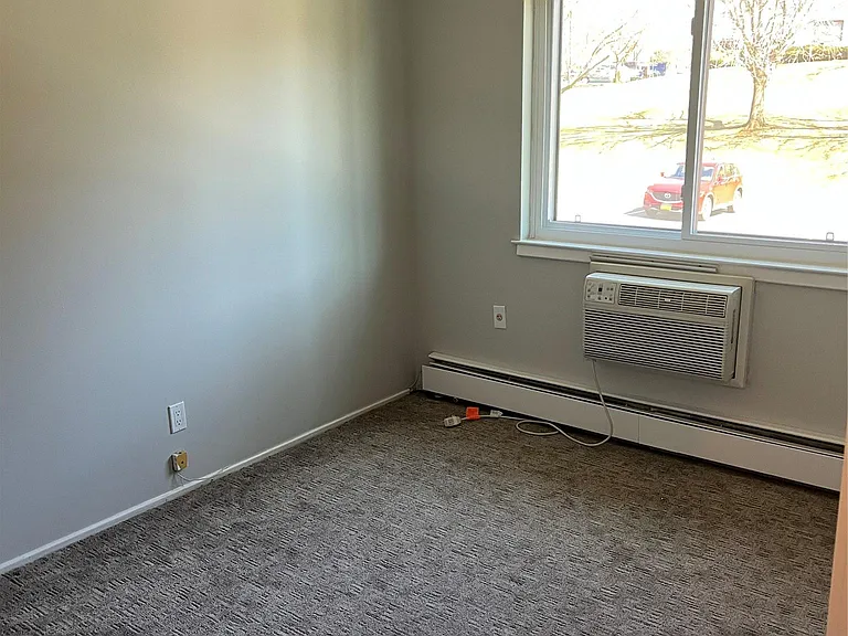 77 Richmond Blvd #4A — Photo 15