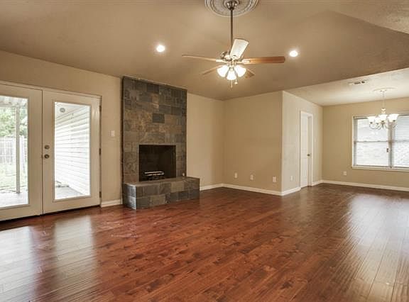 4th image of 7613 Salzburg Dr