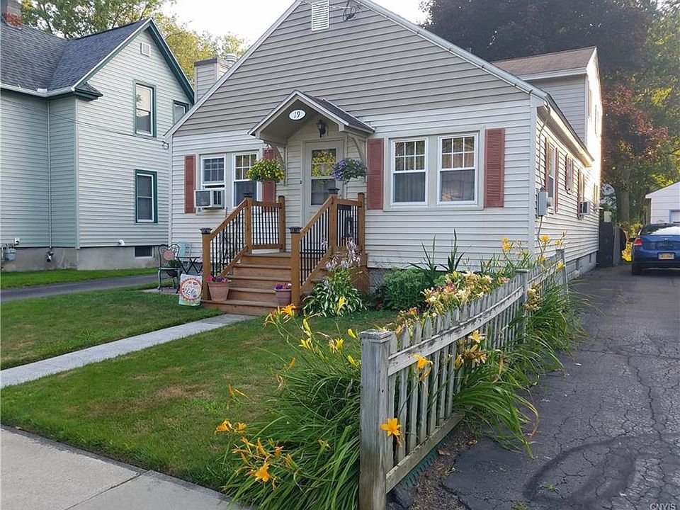 1st image of 19 Wadsworth St