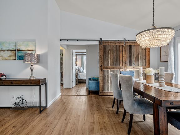 5th image of 16309 S Cheney Spokane Rd