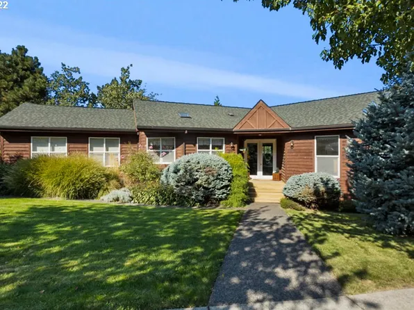 556 Forestview Dr, Hood River, OR 97031