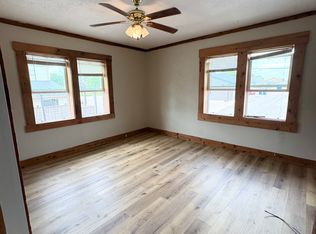 114 S Mississippi St #124, Blue Grass, IA