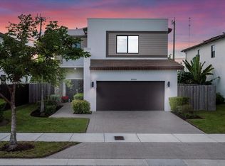 20960 NE 2nd Ct, Miami, FL 33179