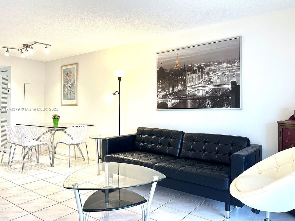 2nd image of 17801 N Bay Rd APT 511