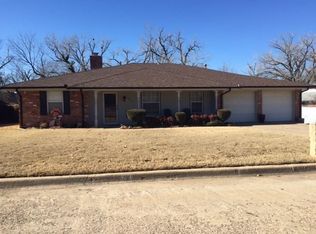 737 Kingston Dr, Yukon, OK 73099