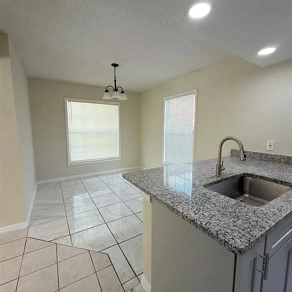 7426 Wynnewood Sq #195 — Photo 5