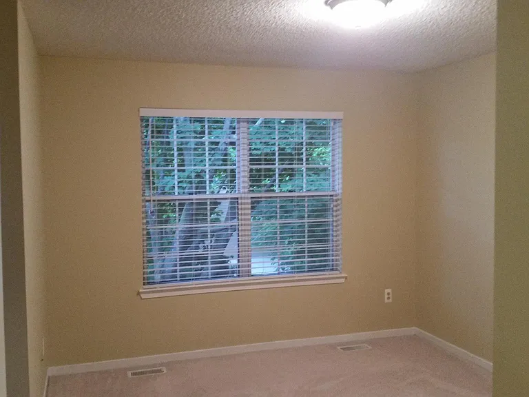31109 Columbia Dr — Photo 24