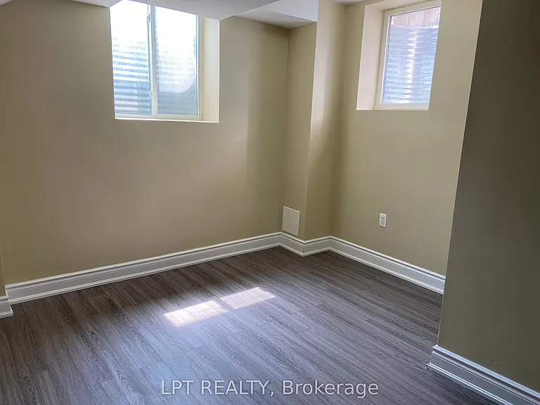 93 Templehill Rd #B — Photo 5