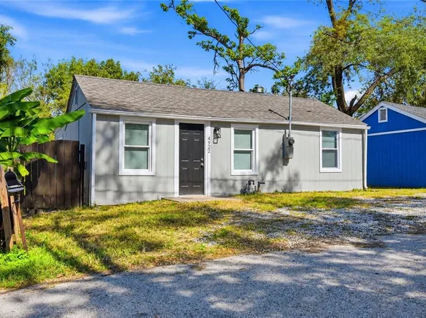 4922 Blue Ln, Kansas City, KS 66104