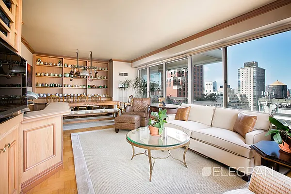 Sold by (Legacy) Elegran | media 15