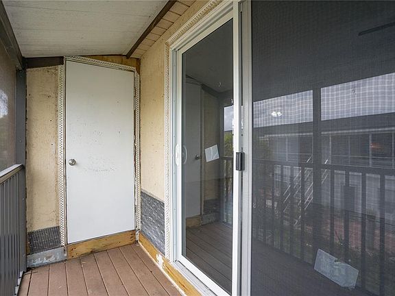 3rd image of 22291 Westchester Blvd APT 206