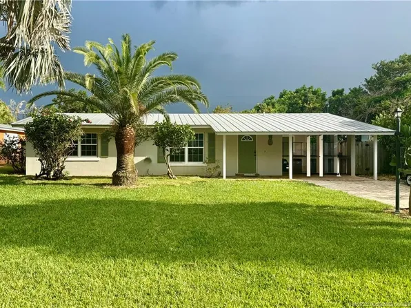 1028 NE Hansen Ter, Jensen Beach, FL 34957
