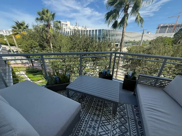 2001 Meridian Ave APT 428, Miami Beach, FL 33139
