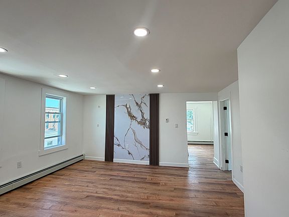 3rd image of 23-25 Bowdoin St #3