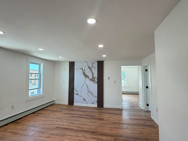 23-25 Bowdoin St #3 — Photo 4
