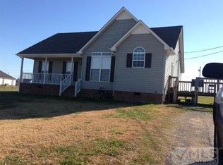 9 Rolling Hills Dr, Fayetteville, TN 37334