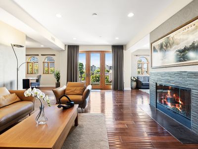 12026 Rhode Island Ave #Penthouse 1, Los Angeles, CA, 90025