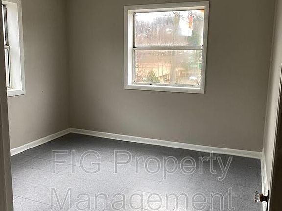 3rd image of 429 W G St #18