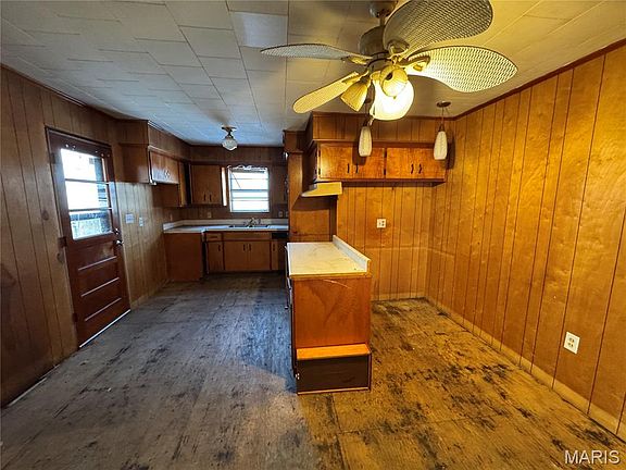 2nd image of 505 Vaden Rd