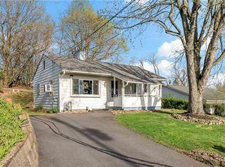 229 Victoria Dr, Monroeville, PA