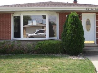 3449 W 76th St, Chicago, IL 60652