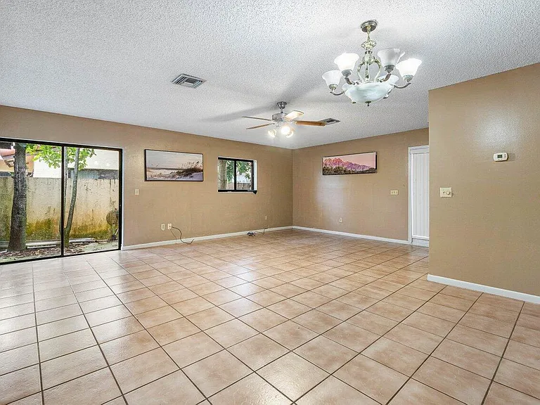 2780 Norfolk Pine Ct — Photo 3