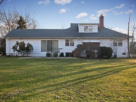 Stone Ranch situated on private flat half-acre
